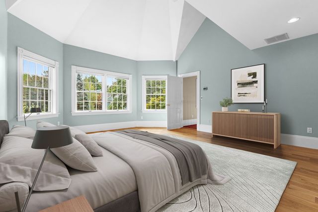 27 Carriage Drive, Lexington, MA 02420
