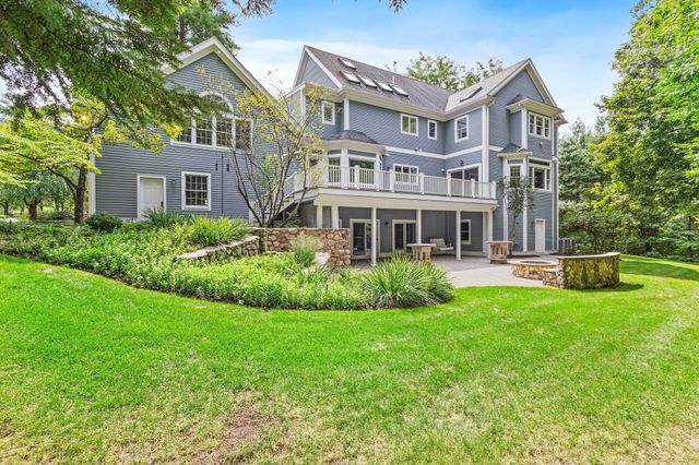 27 Carriage Drive, Lexington, MA 02420