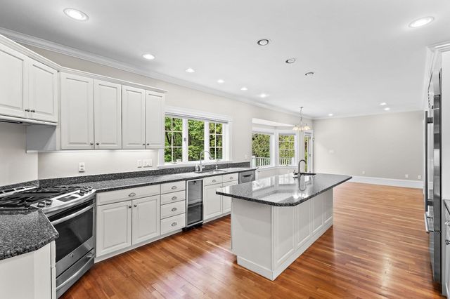 27 Carriage Drive, Lexington, MA 02420