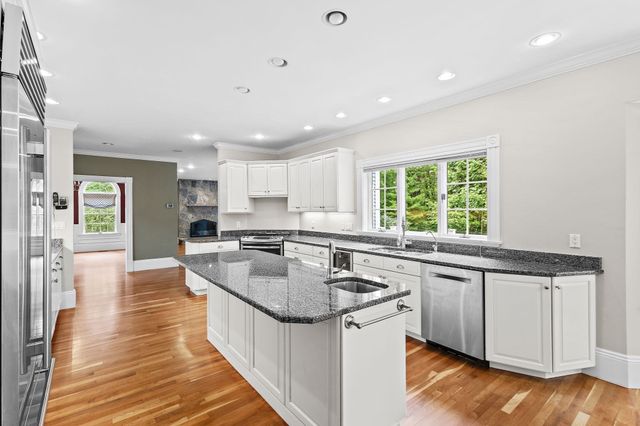 27 Carriage Drive, Lexington, MA 02420