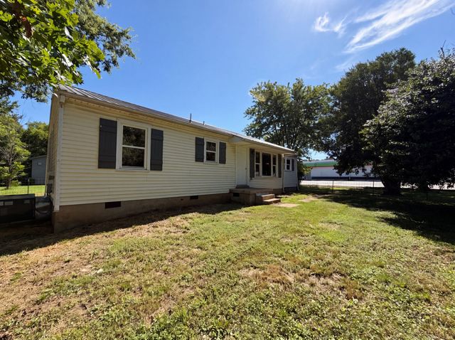 1036 E Commerce St, Lewisburg, TN 37091