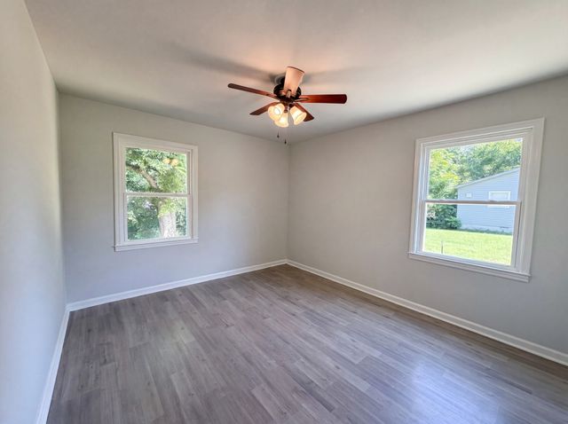1036 E Commerce St, Lewisburg, TN 37091
