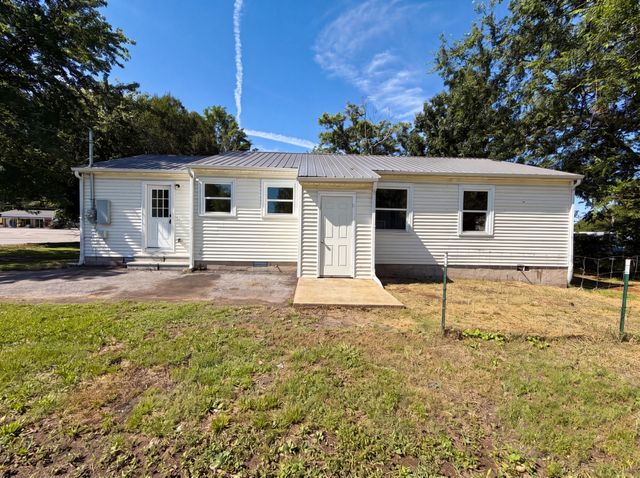 1036 E Commerce St, Lewisburg, TN 37091