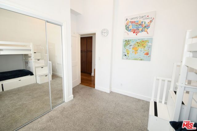 2516 Gates Avenue B, Redondo Beach, CA 90278
