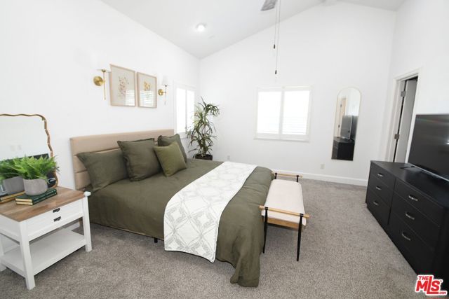 2516 Gates Avenue B, Redondo Beach, CA 90278