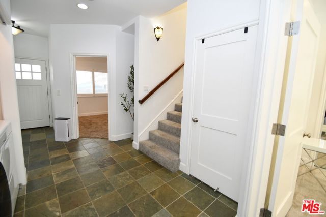 2516 Gates Avenue B, Redondo Beach, CA 90278