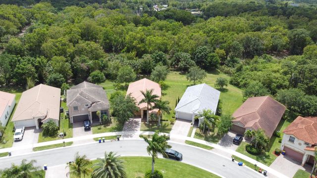1196 SE Fleming Way, Stuart, FL 34997