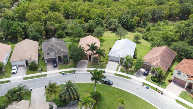 1196 SE Fleming Way, Stuart, FL 34997