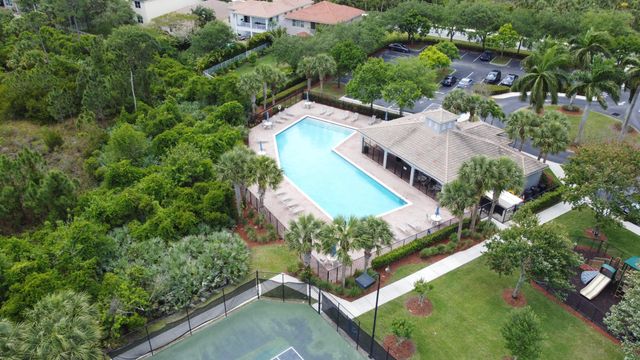 1196 SE Fleming Way, Stuart, FL 34997