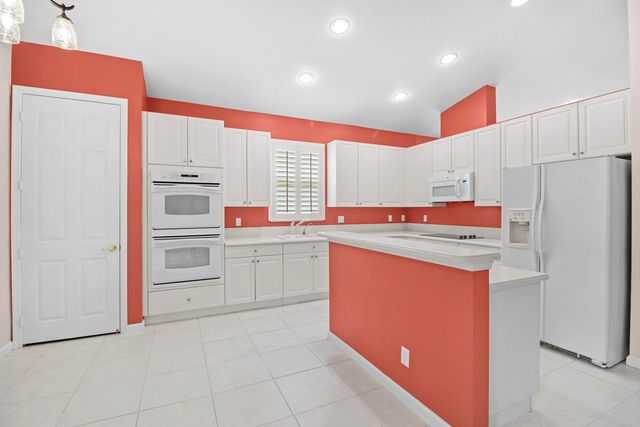 1196 SE Fleming Way, Stuart, FL 34997