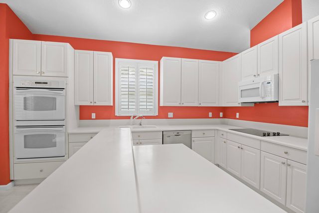 1196 SE Fleming Way, Stuart, FL 34997