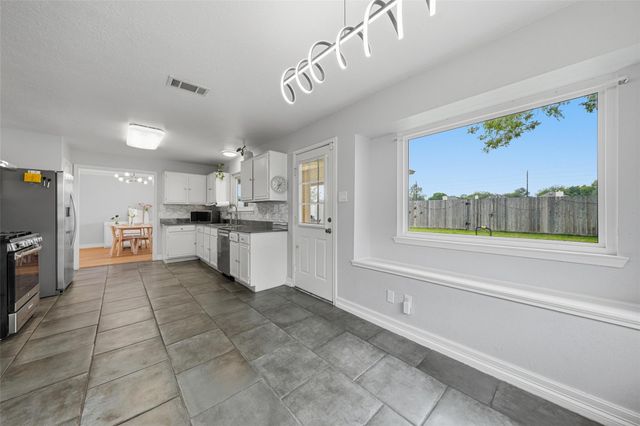 16938 Blue Mist Circle, Sugar Land, TX 77498