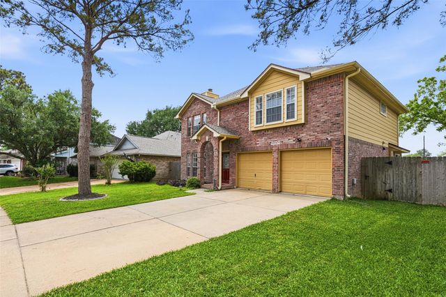 16938 Blue Mist Circle, Sugar Land, TX 77498