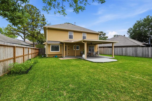 16938 Blue Mist Circle, Sugar Land, TX 77498
