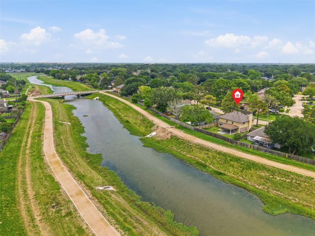 16938 Blue Mist Circle, Sugar Land, TX 77498