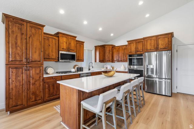 6698 S HIDDEN MILL CV, Cottonwood Heights, UT 84121