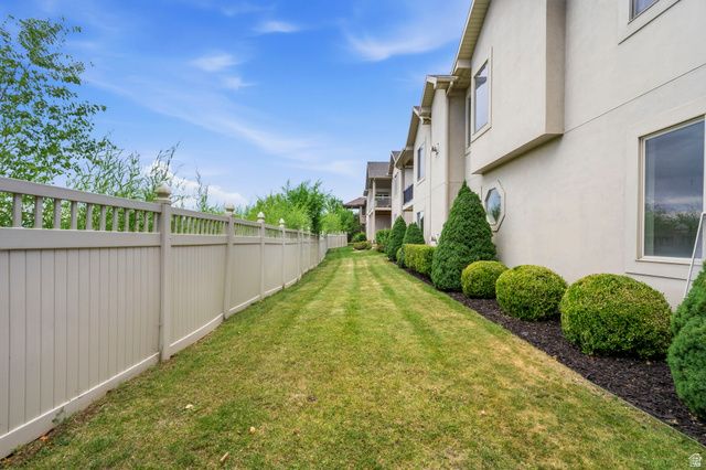 6698 S HIDDEN MILL CV, Cottonwood Heights, UT 84121