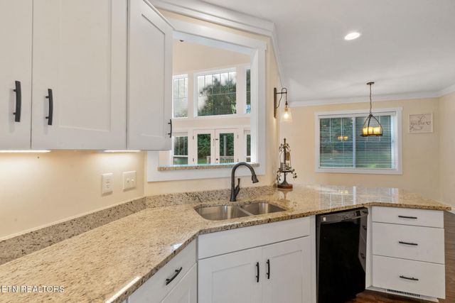 4508 Christine Lynnae St, Knoxville, TN 37938
