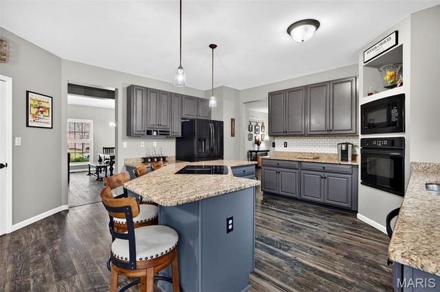 4108 Millers Ridge, St Charles, MO 63304