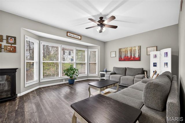 4108 Millers Ridge, St Charles, MO 63304