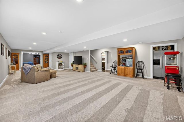 4108 Millers Ridge, St Charles, MO 63304