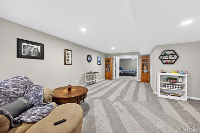 4108 Millers Ridge, St Charles, MO 63304