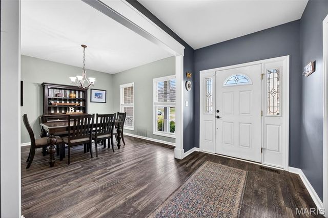 4108 Millers Ridge, St Charles, MO 63304