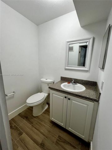2982 NW 55th Ave 2C, Lauderhill, FL 33313