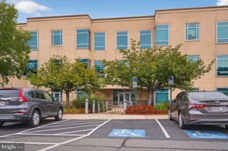 46090 LAKE CENTER PLZ #203, Sterling, VA 20165