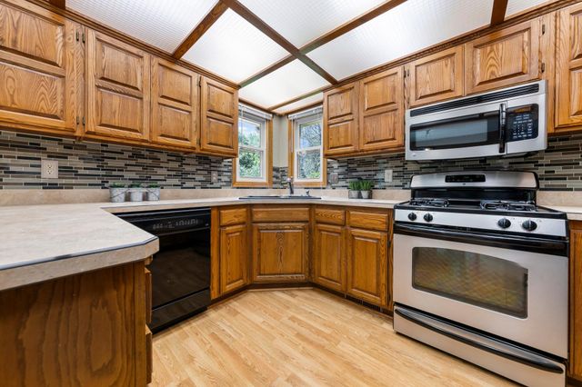 1801 87th Trail N, Brooklyn Park, MN 55443