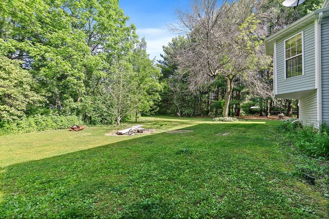 213 SW Griffin Place, Poplar Grove, IL 61065