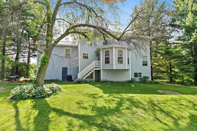 213 SW Griffin Place, Poplar Grove, IL 61065