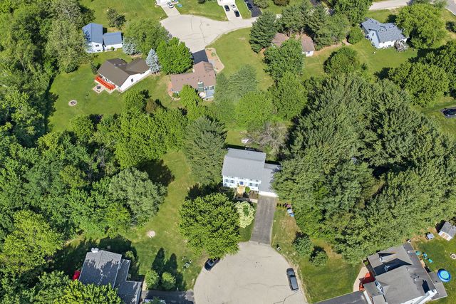 213 SW Griffin Place, Poplar Grove, IL 61065