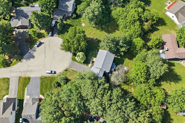 213 SW Griffin Place, Poplar Grove, IL 61065