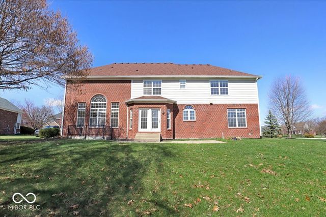 2519 Heathermoor Park Drive S, Carmel, IN 46074