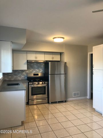 3208-3210 Cohocton Avenue 10, Point Pleasant, NJ 08742