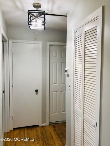 3208-3210 Cohocton Avenue 10, Point Pleasant, NJ 08742