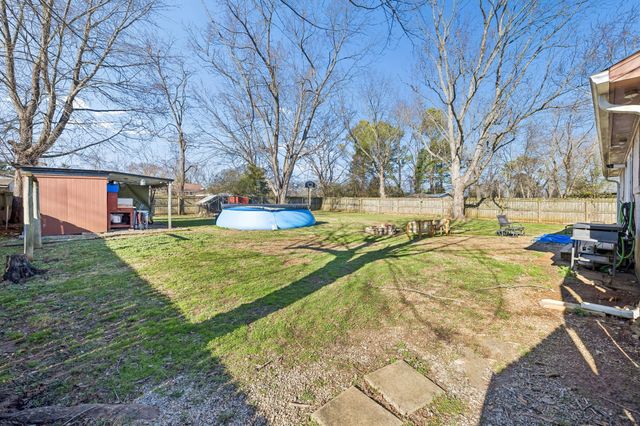6719 Forrest Ln, Murfreesboro, TN 37129