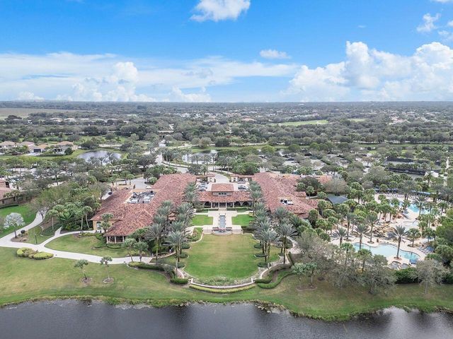 8251 CANOPY Terrace, Parkland, FL 33076