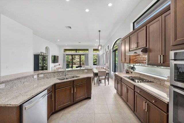 8251 CANOPY Terrace, Parkland, FL 33076