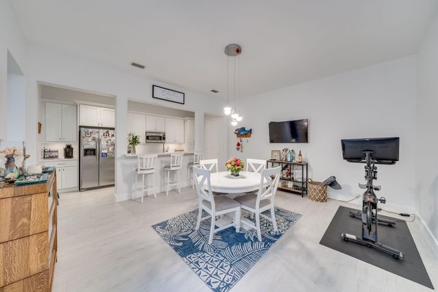 8335 NW 7TH Terrace, Boca Raton, FL 33487