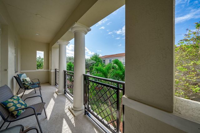 8335 NW 7TH Terrace, Boca Raton, FL 33487