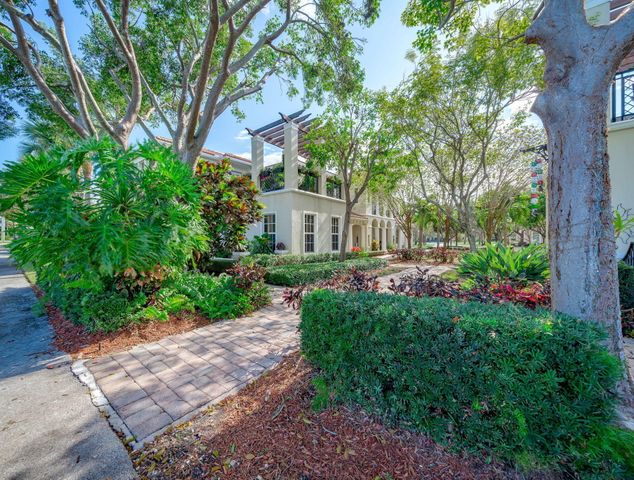8335 NW 7TH Terrace, Boca Raton, FL 33487