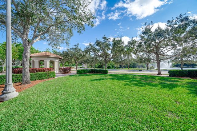 8335 NW 7TH Terrace, Boca Raton, FL 33487