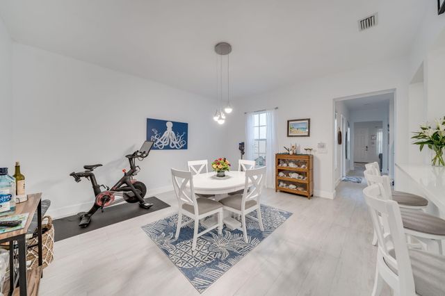 8335 NW 7TH Terrace, Boca Raton, FL 33487