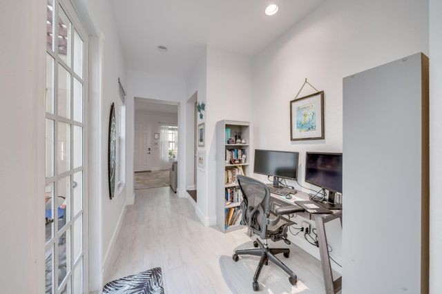 8335 NW 7TH Terrace, Boca Raton, FL 33487