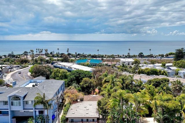 1974 Manchester Avenue, Cardiff By The Sea, CA 92007