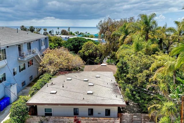 1974 Manchester Avenue, Cardiff By The Sea, CA 92007