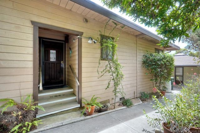 1974 Manchester Avenue, Cardiff By The Sea, CA 92007