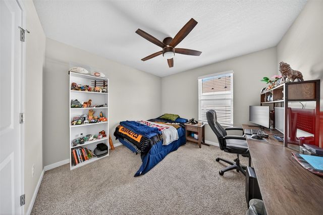 2806 Mary Drive, Hiawatha, IA 52233